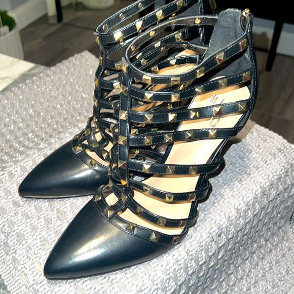 ROCK STUDDED STILETTOS AND CAVIAR CROSSBODY SET - Picture 5 of 5